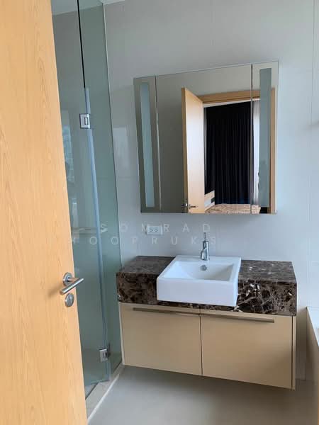 39 by Sansiri, Bangkok, 11 Sukhumvit Road, Khlong Tan Nua, Watthana, Bangkok, 2 Bedrooms, 80 sqm, Condo For Rent, by Somrad Phoopruksachart, 500243255 - DDproperty.com