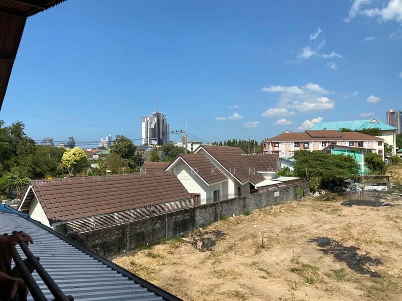 5-BR House, Chon Buri (Pattaya), Nong Pru, Bang Lamung (Pattaya), Chon Buri (Pattaya), 5 Bedrooms, 700 sqm, Single Detached House For Sale, by Valen Lokunpai , 500243273 - DDproperty.com