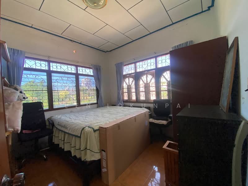 5-BR House, Chon Buri (Pattaya), Nong Pru, Bang Lamung (Pattaya), Chon Buri (Pattaya), 5 Bedrooms, 700 sqm, Single Detached House For Sale, by Valen Lokunpai , 500243273 - DDproperty.com