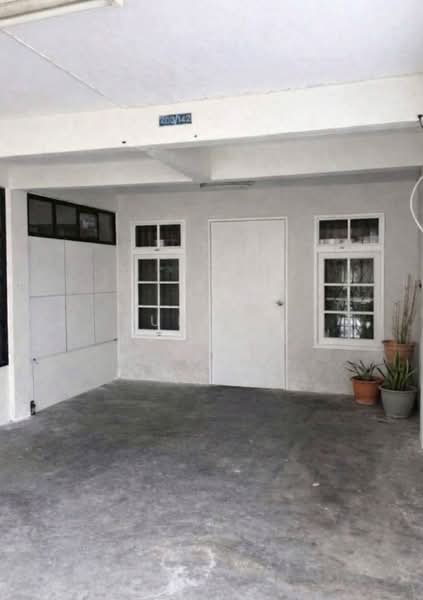 ทาวเฮ้าส์ 2 ชั้น หลังมุม ซอยอ่อนนุช 48, Bangkok, Suan Luang, Suan Luang, Bangkok, 2 Bedrooms, 128 sqm, Townhouse For Rent, by Sunitra Sachdev, 500243276 - DDproperty.com