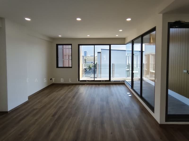 Shizen Phatthanakan 32, Bangkok, Soi Phatthanakan 32, Suan Luang, Suan Luang, Bangkok, 3 Bedrooms, 325 sqm, Single Detached House For Sale, by Eastblue Horizon, 500243290 - DDproperty.com