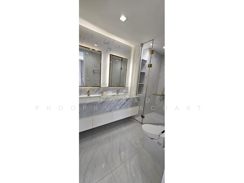 Noble BE33, Bangkok, 19 Soi Sukhumvit 33, Khlong Tan Nua, Watthana, Bangkok, 3 Bedrooms, 136 sqm, Condo For Rent, by Somrad Phoopruksachart, 500243293 - DDproperty.com