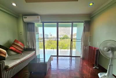 ขาย - Sombat Pattaya Condotel : สมบัติ พัทยา คอนโดเทล, ชลบุรี