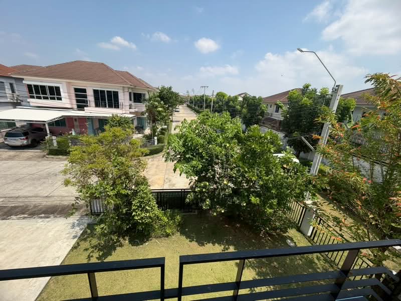 Life Bangkok Boulevard Ratchaphruek-Charan : ไลฟ์ บางกอก บูเลอวาร์ด ราชพฤกษ์ – จรัญฯ, กรุงเทพ, ถนนบางแวก, บางแวก, ภาษีเจริญ, กรุงเทพ, 210 ตร.ม., บ้านเดี่ยว ขาย, โดย Eastblue Horizon, 500243332 - DDproperty.com