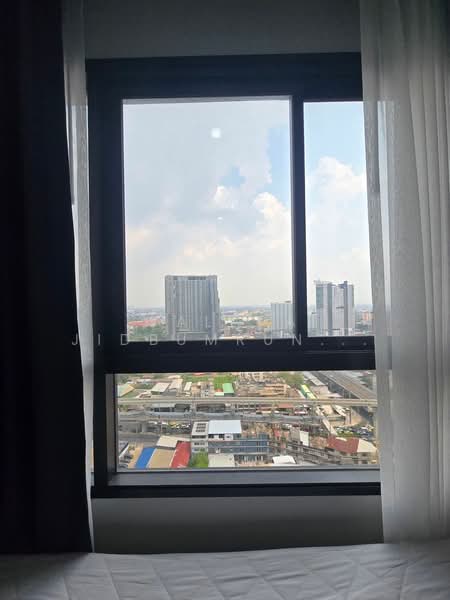 IDEO Ramkamhaeng Lamsali Station, Bangkok, Ramkhamhaeng Road, Hua Mak, Bang Kapi, Bangkok, 1 Bedroom, 31 sqm, Condo For Rent, by Walapa Jidbumrungsakun, 500243357 - DDproperty.com