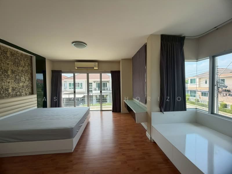 Life Bangkok Boulevard Ratchaphruek-Charan : ไลฟ์ บางกอก บูเลอวาร์ด ราชพฤกษ์ – จรัญฯ, กรุงเทพ, ถนนบางแวก, บางแวก, ภาษีเจริญ, กรุงเทพ, 210 ตร.ม., บ้านเดี่ยว ขาย, โดย Eastblue Horizon, 500243359 - DDproperty.com