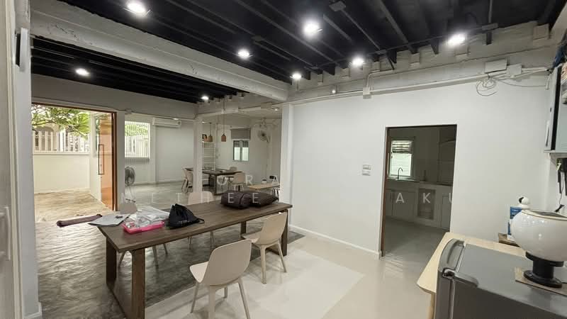 undefined, กรุงเทพ, ลาดพร้าว, ลาดพร้าว, กรุงเทพ, 200 ตร.ม., บ้านเดี่ยว ขาย, โดย Orapa Sumetheesirisakul, 500243362 - DDproperty.com