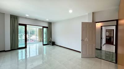 ขาย - undefined, กรุงเทพ