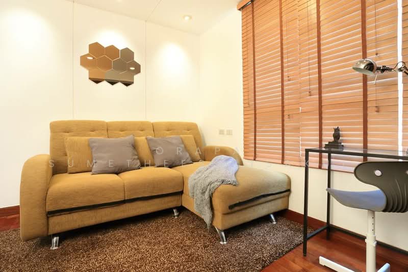 Urbana Langsuan, Bangkok, 55 Langsuan Road, Lumphini, Pathum Wan, Bangkok, 2 Bedrooms, 85 sqm, Condo For Sale, by Orapa Sumetheesirisakul, 500243375 - DDproperty.com