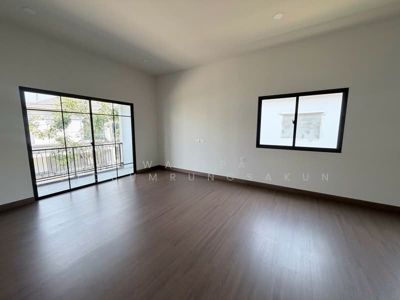 undefined, Bangkok, Khlong Sam Prawet, Lat Krabang, Bangkok, 4 Bedrooms, 280 sqm, Single Detached House For Sale, by Walapa Jidbumrungsakun, 500243388 - DDproperty.com