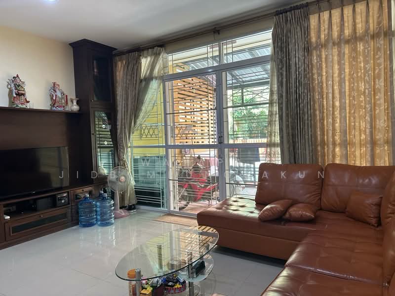 undefined, Bangkok, Khlong Chan, Bang Kapi, Bangkok, 3 Bedrooms, 156 sqm, Townhouse For Sale, by Walapa Jidbumrungsakun, 500243414 - DDproperty.com