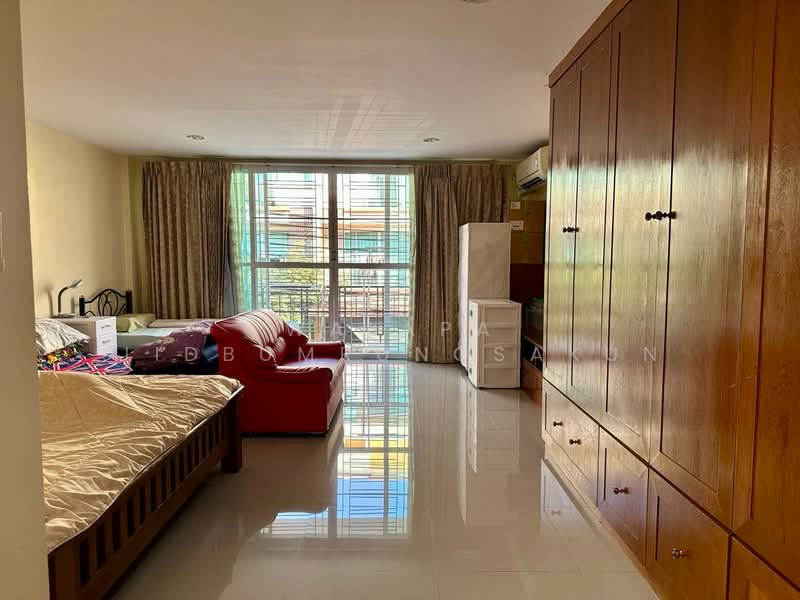 undefined, Bangkok, Khlong Chan, Bang Kapi, Bangkok, 3 Bedrooms, 156 sqm, Townhouse For Sale, by Walapa Jidbumrungsakun, 500243414 - DDproperty.com