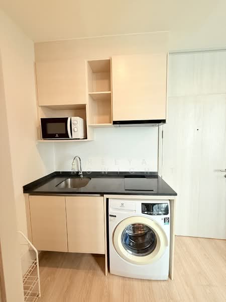 Noble Revolve Ratchada 2, Bangkok, 70 Soi Ratchadaphisek 10, Ratchadaphisek Road, Huai Khwang, Bangkok, 1 Bedroom, 21 sqm, Condo For Rent, by Areeya Kingwichit, 500243426 - DDproperty.com