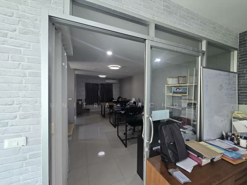 โฮมออฟฟิศ ซอยพัฒนาการ 38, Bangkok, Suan Luang, Suan Luang, Bangkok, 2 Bedrooms, 160 sqm, Townhouse For Rent, by Sunitra Sachdev, 500243433 - DDproperty.com