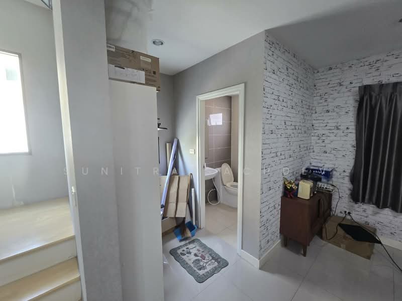 โฮมออฟฟิศ ซอยพัฒนาการ 38, Bangkok, Suan Luang, Suan Luang, Bangkok, 2 Bedrooms, 160 sqm, Townhouse For Rent, by Sunitra Sachdev, 500243433 - DDproperty.com