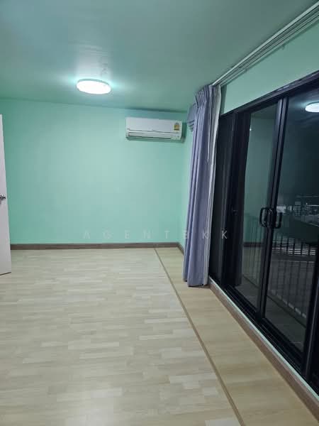 The Connect UP 3 ChalermPhraKeit 67, Bangkok, Soi Chaloem Phrakiat 67, Prawet, Prawet, Bangkok, 3 Bedrooms, 200 sqm, Townhouse For Rent, by Agentbkk, 500243450 - DDproperty.com