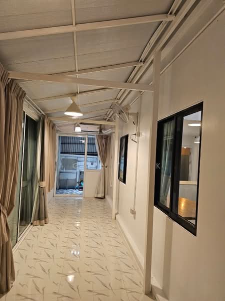 The Connect UP 3 ChalermPhraKeit 67, Bangkok, Soi Chaloem Phrakiat 67, Prawet, Prawet, Bangkok, 3 Bedrooms, 200 sqm, Townhouse For Rent, by Agentbkk, 500243450 - DDproperty.com