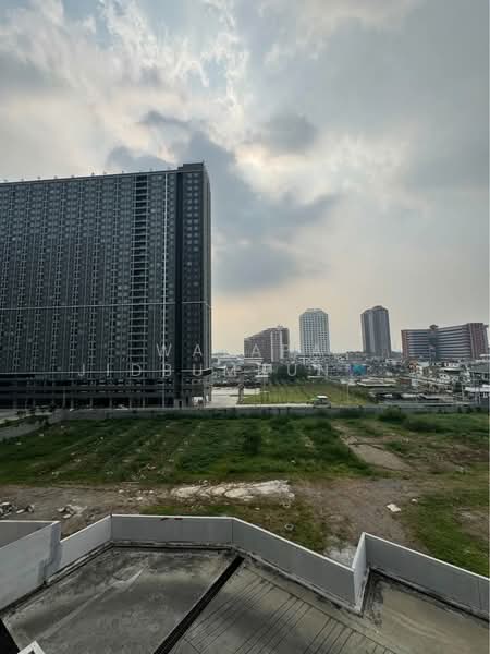 IDEO O2 Bangna, Bangkok, 195 Sanphawut Road, Bang Na Tai, Bang Na, Bangkok, 1 Bedroom, 34 sqm, Condo For Sale, by Walapa Jidbumrungsakun, 500243453 - DDproperty.com