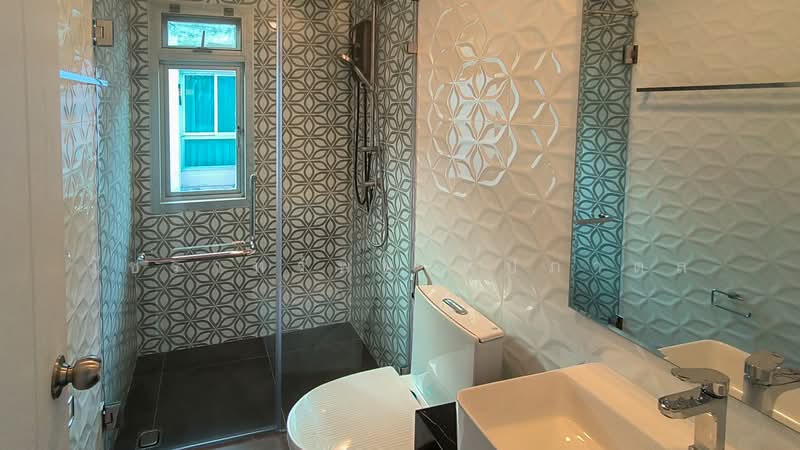 Life Bangkok Boulevard Ramintra 23, Bangkok, Soi Ram Inthra 23, Anusaowari, Bang Khen, Bangkok, 4 Bedrooms, 230 sqm, Single Detached House For Sale, by วัชราทรัพย์ ภูปภาดล, 500243475 - DDproperty.com