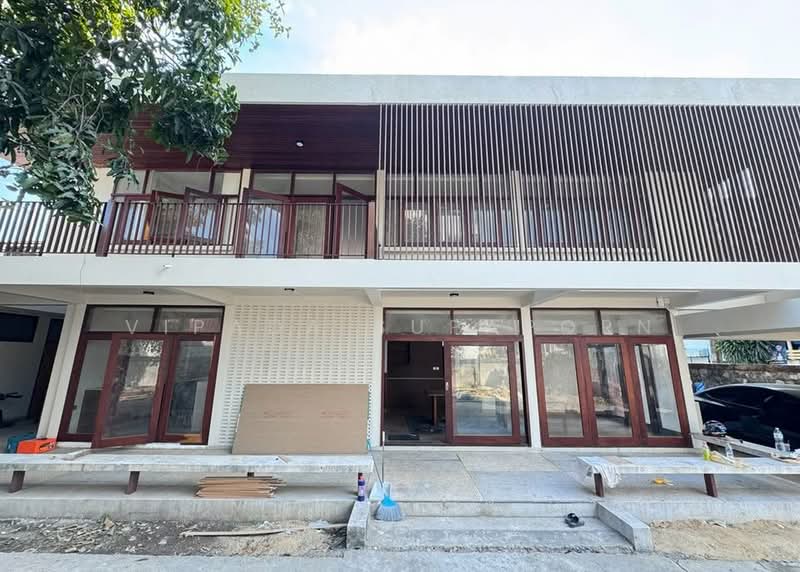 ให้เช่า - บ้าน 6-ห้องนอน, กรุงเทพ