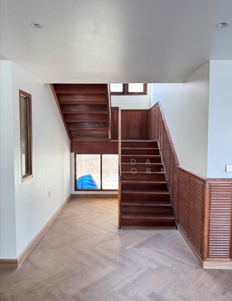 6-BR House, Bangkok, Bang O, Bang Phlat, Bangkok, 6 Bedrooms, 500 sqm, Single Detached House For Rent, by Vipada Supaporn, 500243495 - DDproperty.com