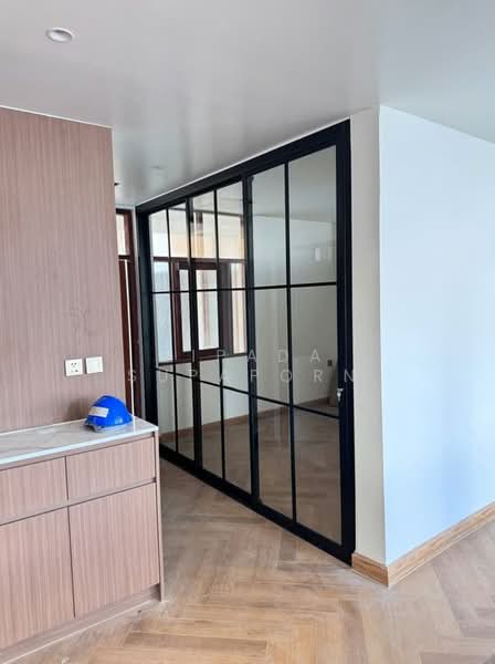 6-BR House, Bangkok, Bang O, Bang Phlat, Bangkok, 6 Bedrooms, 500 sqm, Single Detached House For Rent, by Vipada Supaporn, 500243495 - DDproperty.com