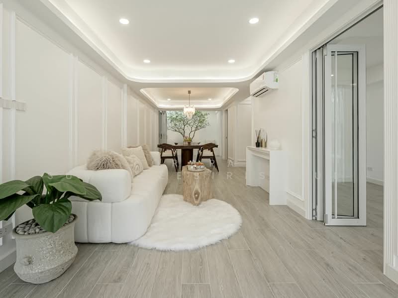 4-BR Townhouse, Bangkok, Khlong Tan Nua, Watthana, Bangkok, 4 Bedrooms, 250 sqm, Townhouse For Sale, by Orapa Sumetheesirisakul, 500243505 - DDproperty.com