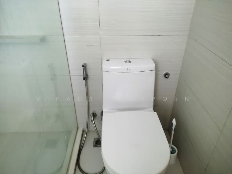 Siri At Sukhumvit, Bangkok, 902 Sukhumvit Road, Phra Kanong, Khlong Toei, Bangkok, 1 Bedroom, 52 sqm, Condo For Sale, by Vipada Supaporn, 500243509 - DDproperty.com