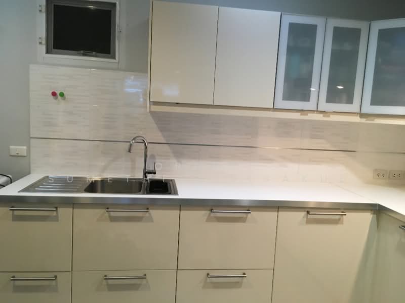 Thanapat Haus Sathorn - Narathiwas, Bangkok, Soi Chuen Chitrung, Nontri Road, Chong Nonsi, Yan Nawa, Bangkok, 3 Bedrooms, 200 sqm, Townhouse For Sale, by Orapa Sumetheesirisakul, 500243522 - DDproperty.com