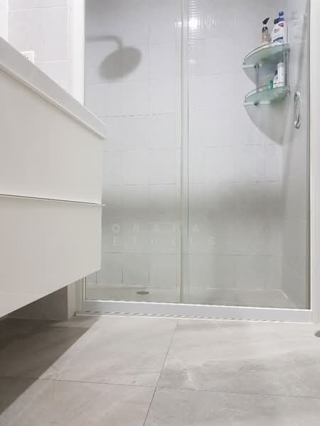 Thanapat Haus Sathorn - Narathiwas, Bangkok, Soi Chuen Chitrung, Nontri Road, Chong Nonsi, Yan Nawa, Bangkok, 3 Bedrooms, 200 sqm, Townhouse For Sale, by Orapa Sumetheesirisakul, 500243522 - DDproperty.com