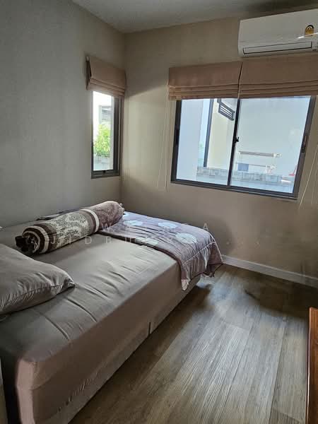 Perfect Place Rama 9-Krungthep Kreetha, Bangkok, Srinakarin - Rom Klao Road, Khlong Song Ton Nun, Lat Krabang, Bangkok, 4 Bedrooms, 222 sqm, Single Detached House For Rent, by Walapa Jidbumrungsakun, 500243547 - DDproperty.com