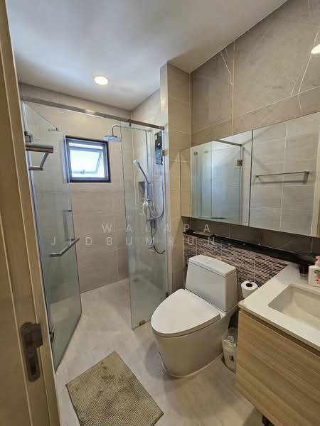 Perfect Place Rama 9-Krungthep Kreetha, Bangkok, Srinakarin - Rom Klao Road, Khlong Song Ton Nun, Lat Krabang, Bangkok, 4 Bedrooms, 222 sqm, Single Detached House For Rent, by Walapa Jidbumrungsakun, 500243547 - DDproperty.com