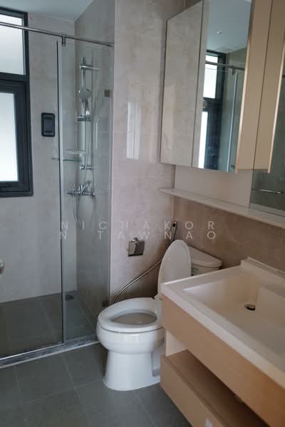 Regal Sathon-Naradhiwas, Bangkok, Naradhiwas Rajanagarindra Road, Thung Maha Mek, Sathon, Bangkok, 1 Bedroom, 50 sqm, Condo For Rent, by Nichakorn Tawnao, 500243576 - DDproperty.com