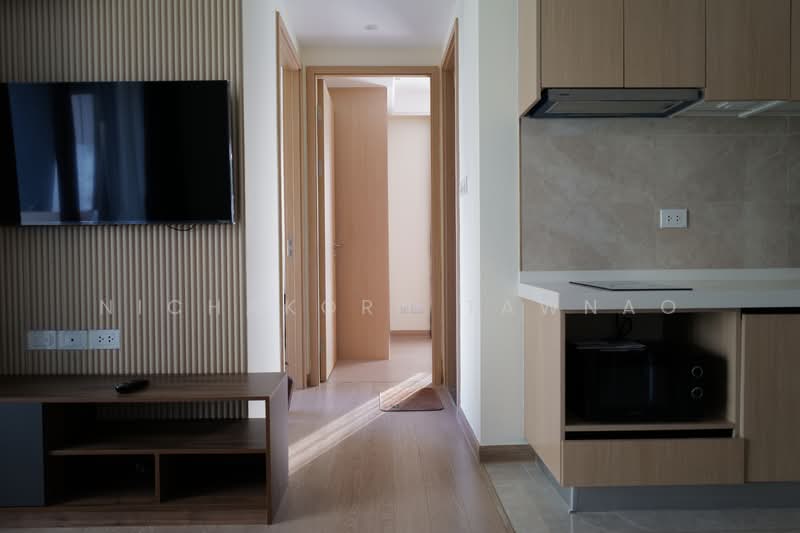 Regal Sathon-Naradhiwas, Bangkok, Naradhiwas Rajanagarindra Road, Thung Maha Mek, Sathon, Bangkok, 1 Bedroom, 50 sqm, Condo For Rent, by Nichakorn Tawnao, 500243576 - DDproperty.com