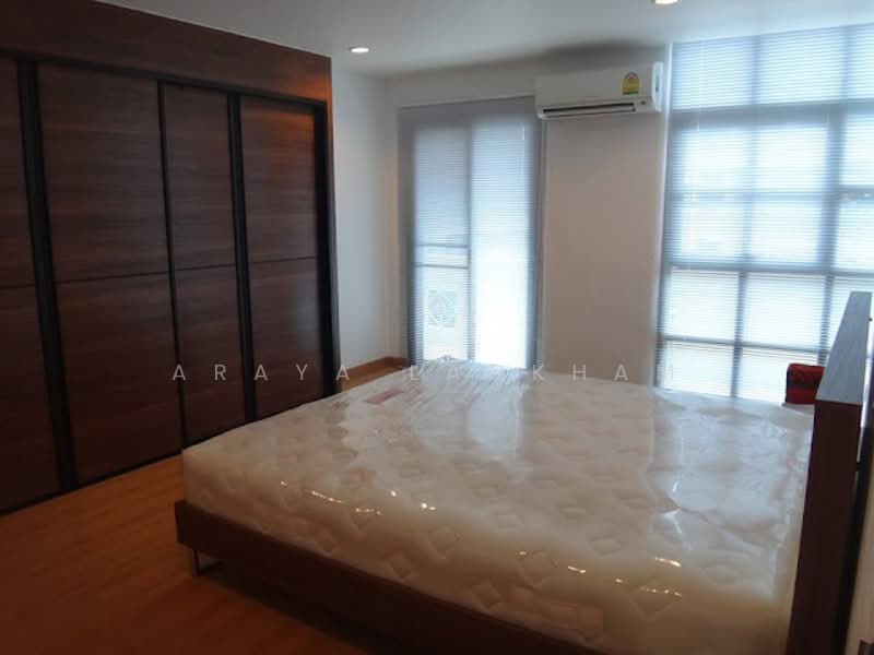Silom Terrace Condominium, Bangkok, Silom, Silom, Bang Rak, Bangkok, 2 Bedrooms, 99 sqm, Condo For Rent, by Araya Laokham, 500243583 - DDproperty.com