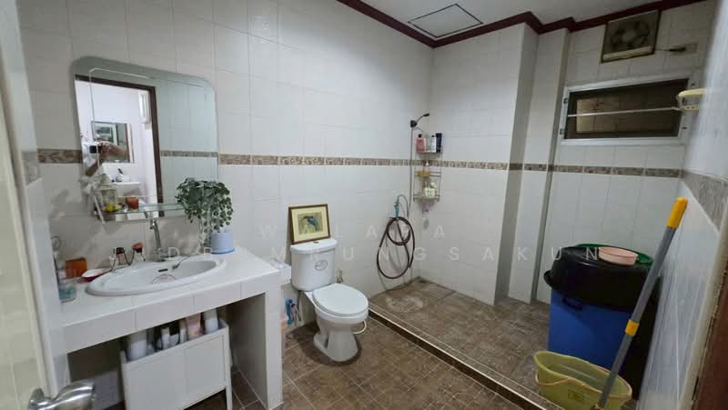 undefined, Bangkok, Tha Rang, Bang Khen, Bangkok, 4 Bedrooms, 200 sqm, Single Detached House For Sale, by Walapa Jidbumrungsakun, 500243587 - DDproperty.com