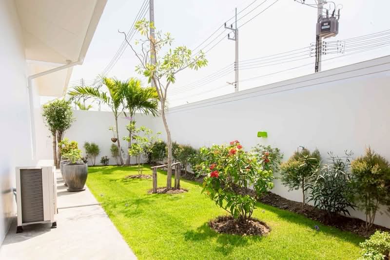 Botanica Hua Hin, Prachuap Khiri Khan, 542 Thap Tai, Thap Tai, Hua Hin, Prachuap Khiri Khan, 3 Bedrooms, 221 sqm, Single Detached House For Rent, by Fazwaz (Thailand) Co., Ltd., 500243591 - DDproperty.com