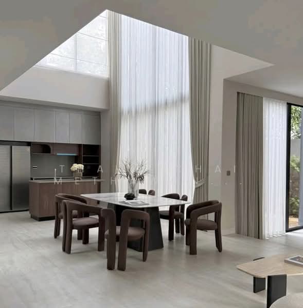 undefined, Bangkok, Hua Mak, Bang Kapi, Bangkok, 3 Bedrooms, 430 sqm, Single Detached House For Rent, by Thawatchai Methawongworakul, 500243595 - DDproperty.com