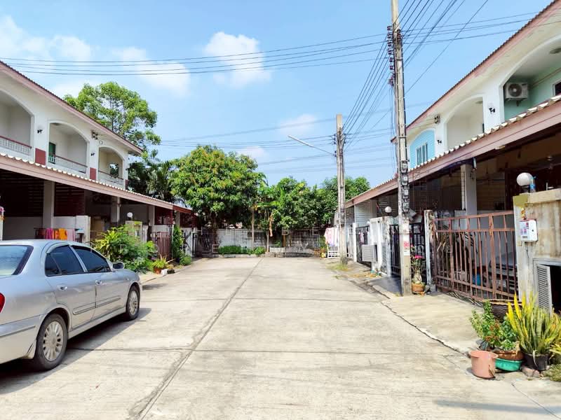 Noantawee Ville 5, Bangkok, Mit Maitri Road, Nong Chok, Nong Chok, Bangkok, 3 Bedrooms, 100 sqm, Townhouse For Sale, by The Best Property หน่อย, 500243602 - DDproperty.com