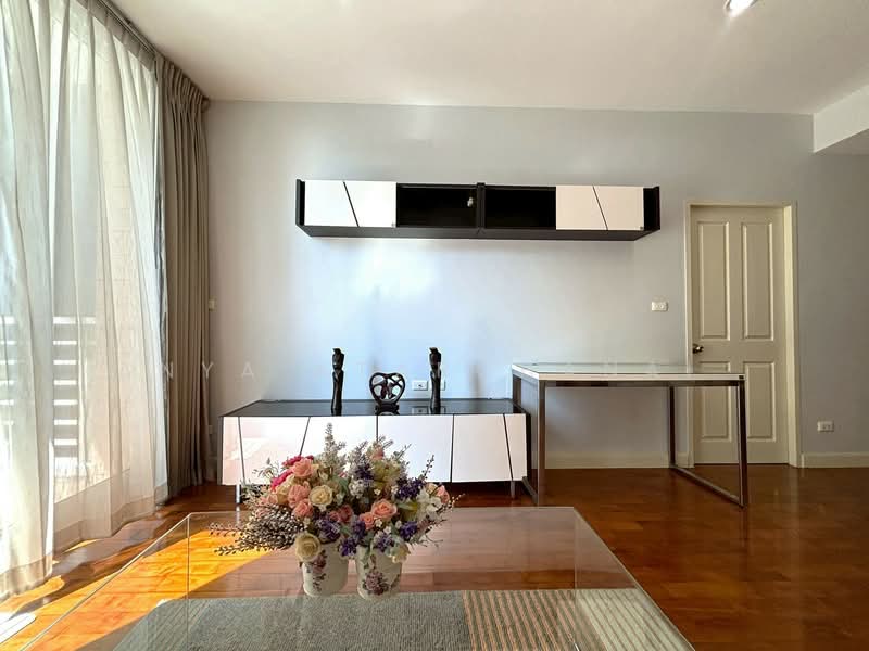 Siri Residence : สิริ เรสซิเด้นซ์, กรุงเทพ, 21 ซอยสุขุมวิท 24, คลองตัน, คลองเตย, กรุงเทพ, 95 ตร.ม., คอนโด ให้เช่า, โดย Anya Atarchanai , 500243612 - DDproperty.com