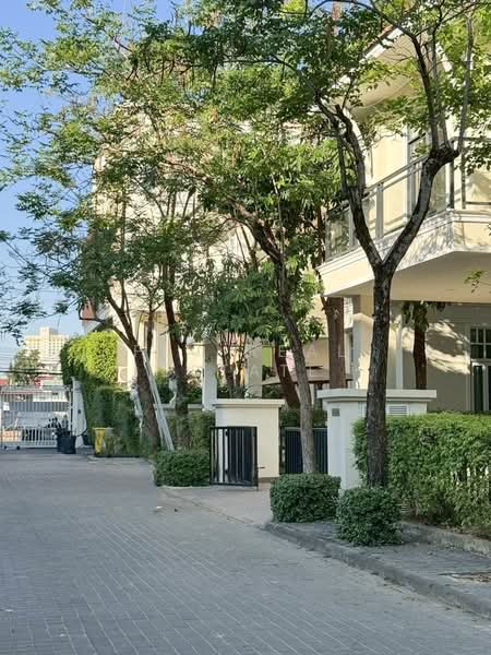 3 Bedroom Pool Villa for Sale in South Pattaya, Chon Buri (Pattaya), Bang Lamung, Bang Lamung (Pattaya), Chon Buri (Pattaya), 3 Bedrooms, 220 sqm, Villa For Sale, by PLC real estate, 500243631 - DDproperty.com