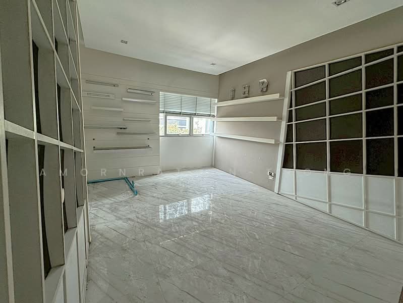 Building, Bangkok, Khlong Tan Nua, Watthana, Bangkok, , 840 sqm, Shophouse For Rent, by Amornrat On-Thong, 500243633 - DDproperty.com