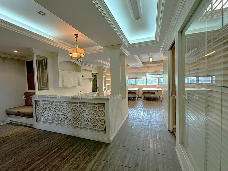 Building, Bangkok, Khlong Tan Nua, Watthana, Bangkok, , 840 sqm, Shophouse For Rent, by Amornrat On-Thong, 500243633 - DDproperty.com