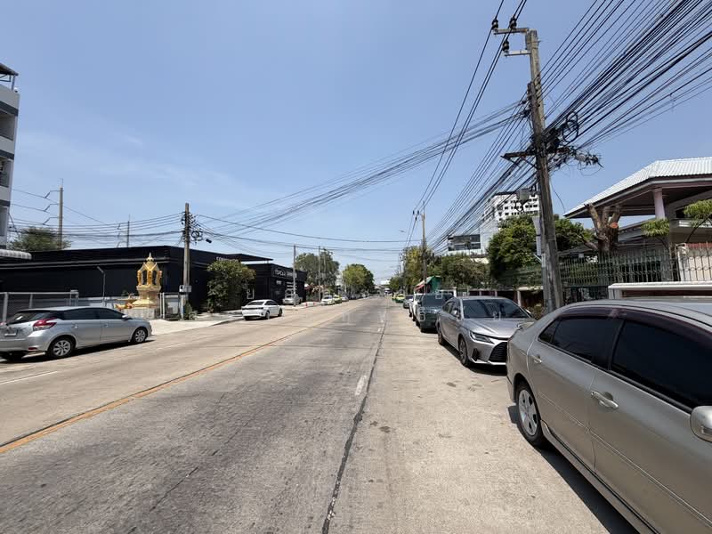 ที่ดิน 1 ไร่ ติดถนน 2 ด้าน ถนนเลียบทางด่วนเอกมัย-รามอินทรา ถนนสุคนธสวัสดิ์ 92 ล้านบาท, กรุงเทพ, สุคนธสวัสดิ์, นวลจันทร์, บึงกุ่ม, กรุงเทพ, 1,600 ตร.ม., ที่ดิน ขาย, โดย ยอดชาย สราญฤทธิชัย, 500243642 - DDproperty.com