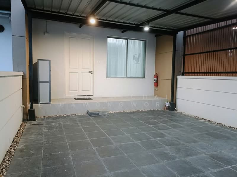 undefined, Bangkok, Hua Mak, Bang Kapi, Bangkok, 3 Bedrooms, 150 sqm, Single Detached House For Rent, by Thawatchai Methawongworakul, 500243652 - DDproperty.com