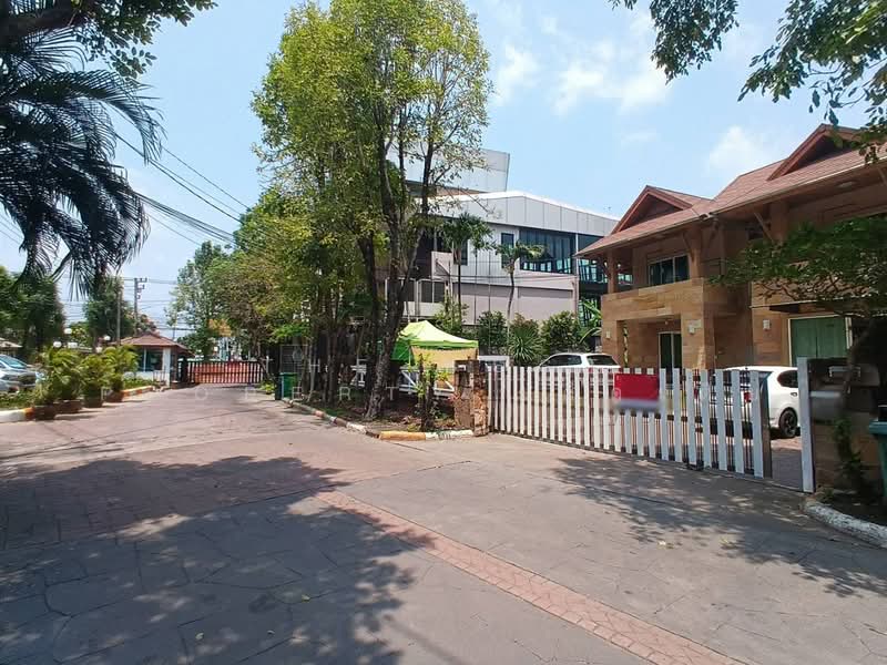 หมู่บ้านนวลจันทร์ บึงกุ่ม, กรุงเทพ, คลองกุ่ม, บึงกุ่ม, กรุงเทพ, 120 ตร.ม., บ้านเดี่ยว ขาย, โดย The Best  Property เด็ดเดี่ย, 500243664 - DDproperty.com