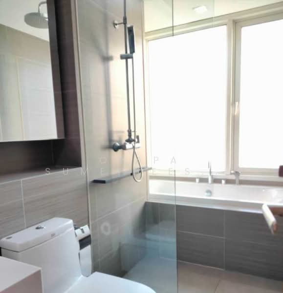 Siri At Sukhumvit, Bangkok, 902 Sukhumvit Road, Phra Kanong, Khlong Toei, Bangkok, 3 Bedrooms, 101 sqm, Condo For Sale, by Orapa Sumetheesirisakul, 500243702 - DDproperty.com