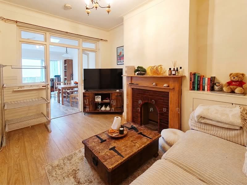 House for Sale in London, Finchley, England - Freehold, Pathum Thani, Ban Klang, Muang Pathum Thani, Pathum Thani, 3 Bedrooms, 170 sqm, Townhouse For Sale, by Parinthida Sawuddisopakaykul, 500243712 - DDproperty.com