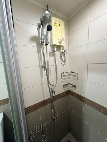 Lumpini Park Pinklao, Bangkok, 618 Boromarajonani Road, Bang Bamru, Bang Phlat, Bangkok, 2 Bedrooms, 56 sqm, Condo For Sale, by Thananith Ittitulyapong, 500243757 - DDproperty.com