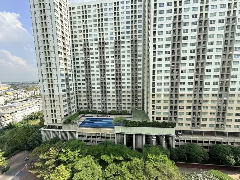 Lumpini Park Pinklao, Bangkok, 618 Boromarajonani Road, Bang Bamru, Bang Phlat, Bangkok, 2 Bedrooms, 56 sqm, Condo For Sale, by Thananith Ittitulyapong, 500243757 - DDproperty.com